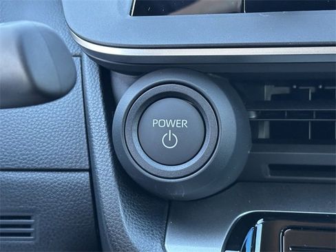 New 2026 Toyota Prius LE image 18