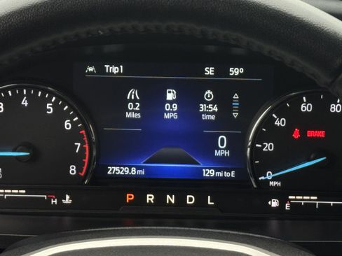 Certified 2023 Ford Explorer XLT RWD image 17