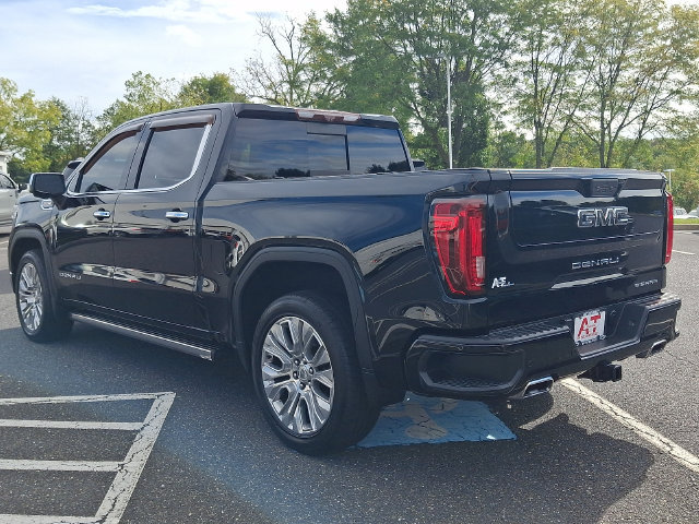 Certified 2021 GMC Sierra 1500 Denali w/ Denali Ultimate Package AWD/4WD image 4