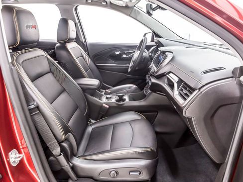 Used 2024 GMC Terrain AT4 w/ Infotainment Package II image 32