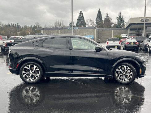 Used 2021 Ford Mustang Mach-E Premium image 4