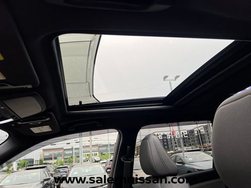 Used 2025 Subaru Forester Premium AWD/4WD image 15