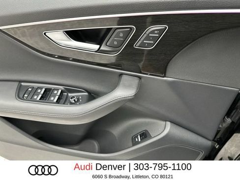 Used 2025 Audi Q7 3.0T Premium Plus w/ Premium Plus Package AWD/4WD image 13