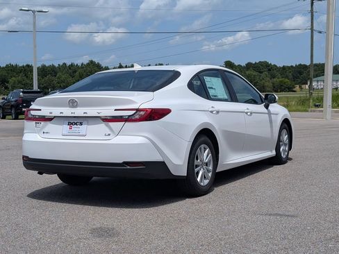 New 2026 Toyota Camry LE FWD image 5