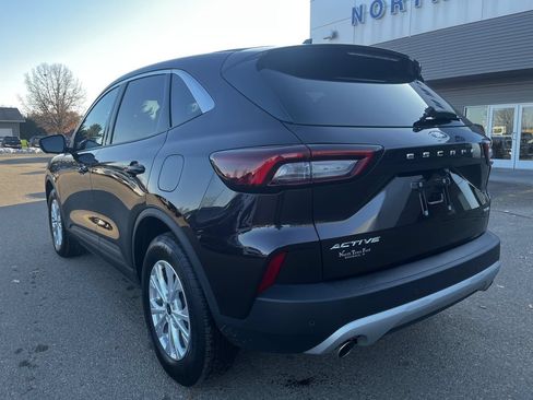 Used 2023 Ford Escape Active w/ Tech Pack #2 AWD/4WD image 9