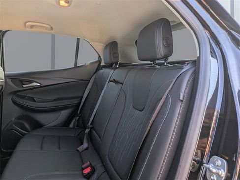 Used 2024 Buick Encore GX Avenir image 13