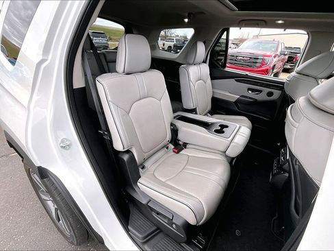 Used 2023 Honda Pilot Elite image 29
