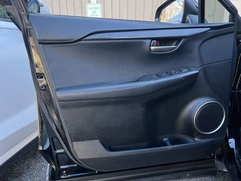 Used 2016 Lexus NX 200t FWD image 10