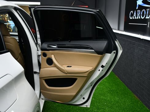 Used 2014 BMW X6 M image 36