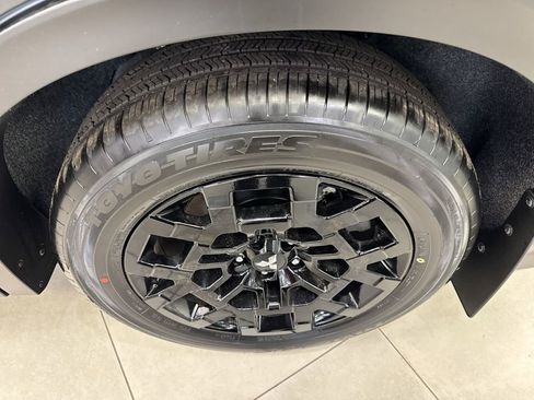 New 2026 Mitsubishi Outlander AWD image 43