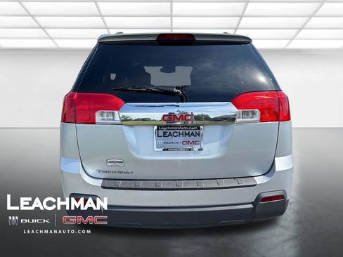 Used 2015 GMC Terrain SLT w/ Open Road Package FWD image 4