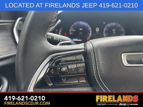 Used 2023 Jeep Grand Cherokee L Overland image 29