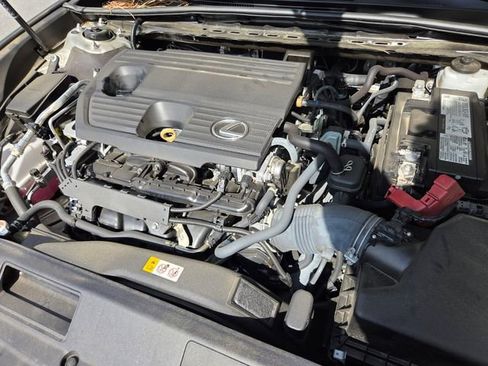 Used 2024 Lexus ES 250 w/ Premium Package image 28
