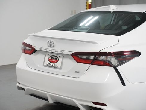 Certified 2024 Toyota Camry SE FWD image 9