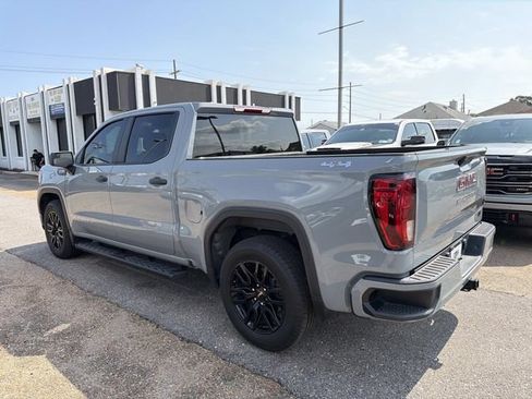 Used 2024 GMC Sierra 1500 Pro w/ Graphite Edition AWD/4WD image 9