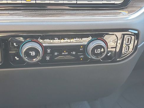 Used 2024 Chevrolet Silverado 1500 LT AWD/4WD image 19