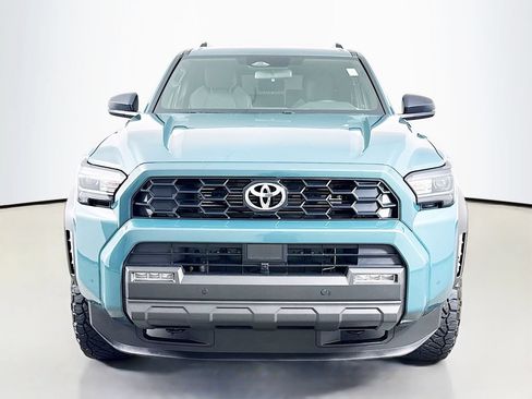 Certified 2025 Toyota 4Runner TRD Off-Road AWD/4WD image 2
