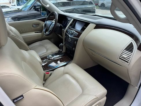 Used 2017 INFINITI QX80 2WD w/ Driver Assistance Package image 25