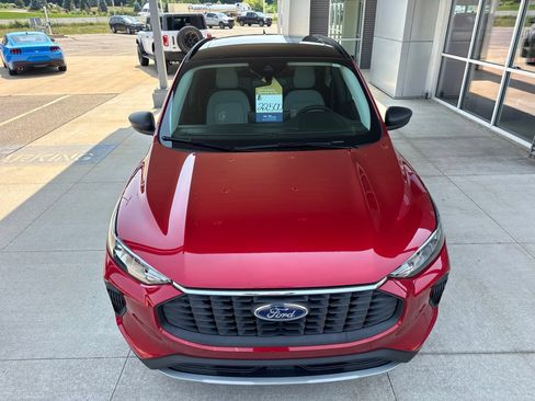 Certified 2023 Ford Escape Active w/ Tech Pack #1 AWD/4WD image 12