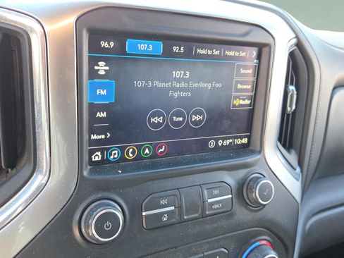 Used 2020 Chevrolet Silverado 1500 LTZ w/ LTZ Plus Package RWD image 18