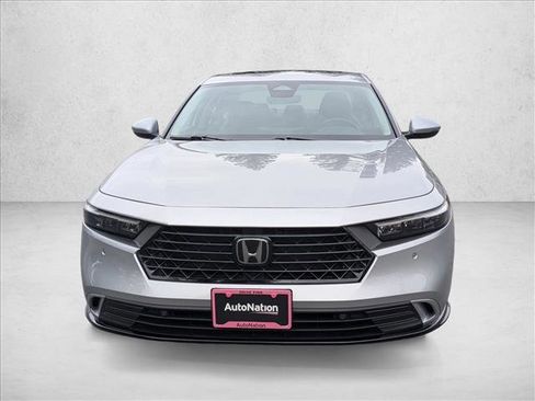 Used 2023 Honda Accord EX-L image 2