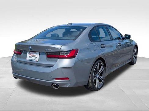Used 2023 BMW 330e xDrive w/ Convenience Package AWD/4WD image 7