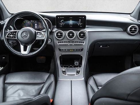 Used 2020 Mercedes-Benz GLC 300 4MATIC image 20