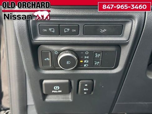 Used 2022 Ford F150 Lariat w/ Equipment Group 502A High image 12
