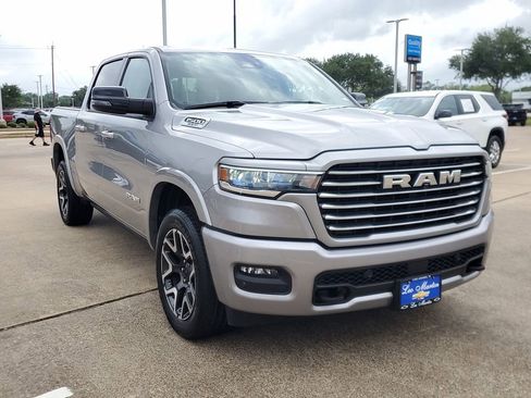 Used 2025 RAM 1500 Laramie w/ Laramie Southwest Edition AWD/4WD image 3