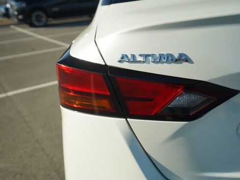 Used 2019 Nissan Altima 2.5 SR w/ SR Premium Package image 38