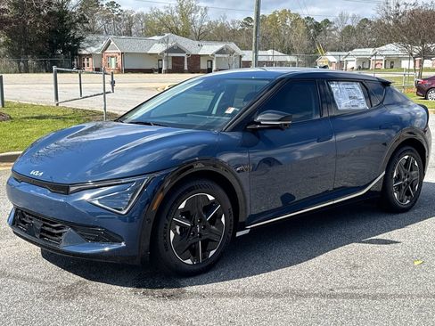 New 2025 Kia EV6 Wind AWD/4WD image 7