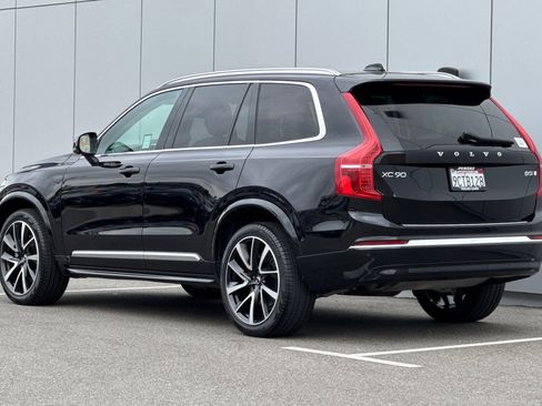 Used 2023 Volvo XC90 B5 Plus w/ Protection Package Premier AWD/4WD image 3