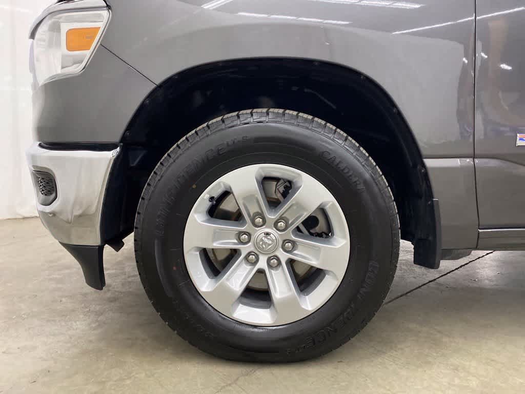 Used 2024 RAM 1500 Laramie AWD/4WD image 11
