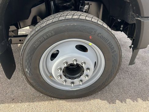 New 2026 Ford F550 2WD Regular Cab Super Duty image 11