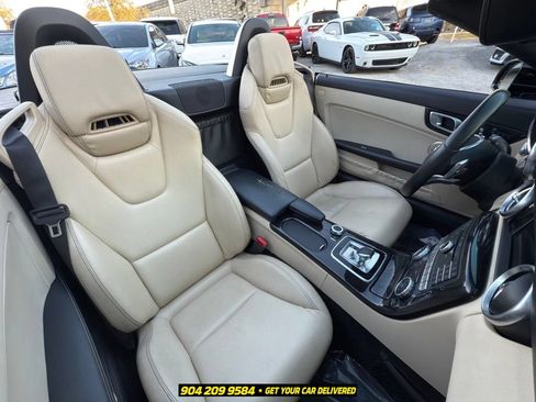 Used 2018 Mercedes-Benz SLC 300 image 31