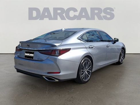 Used 2025 Lexus ES 350 w/ Premium Package FWD image 6