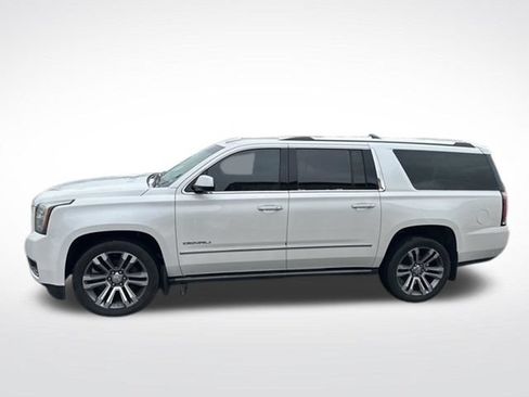 Used 2018 GMC Yukon XL Denali w/ Denali Ultimate Package AWD/4WD image 2