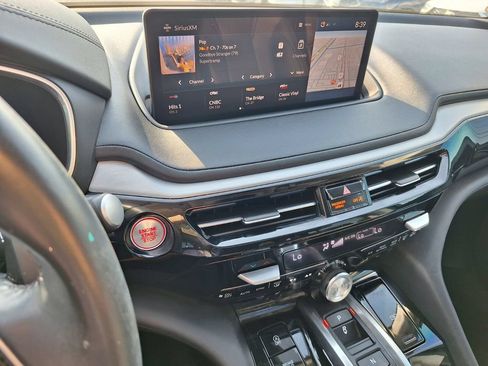 Certified 2024 Acura MDX FWD w/ Technology Package image 15