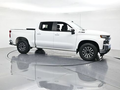 Used 2020 Chevrolet Silverado 1500 LT w/ All-Star Edition AWD/4WD image 3