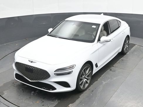 Used 2025 Genesis G70 2.5T AWD/4WD image 38