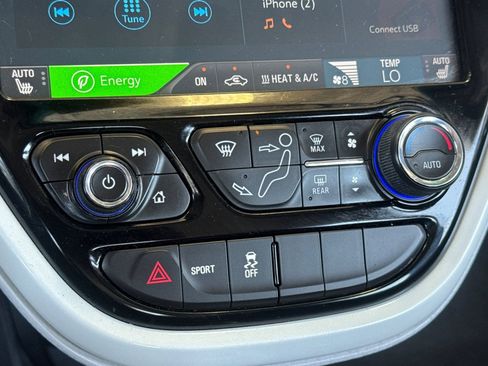Used 2017 Chevrolet Bolt LT FWD image 30