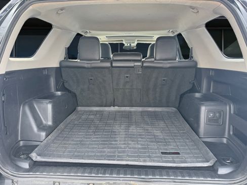 Used 2014 Toyota 4Runner SR5 Premium image 12