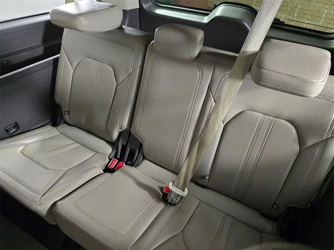 Used 2018 Ford Expedition Max Limited w/ Equipment Group 301A image 20