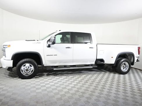 Used 2023 Chevrolet Silverado 3500 High Country AWD/4WD image 2