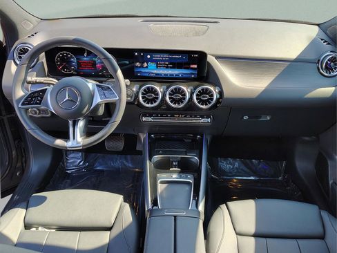 Used 2026 Mercedes-Benz GLA 250 image 10