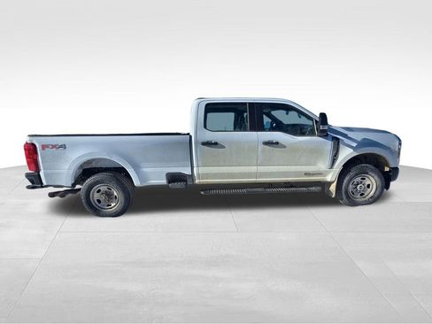 Used 2023 Ford F350 XL image 9