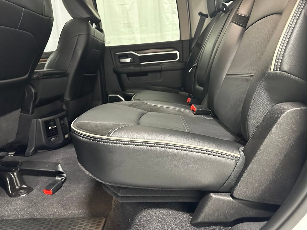 Used 2024 RAM 3500 Laramie AWD/4WD image 43