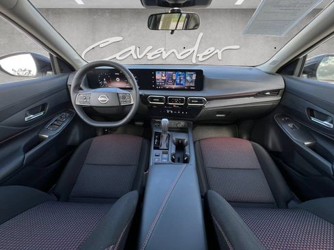 Certified 2026 Nissan Sentra SR w/ Floor Mat Package FWD image 20
