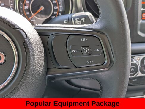 Used 2023 Jeep Gladiator Sport AWD/4WD image 18