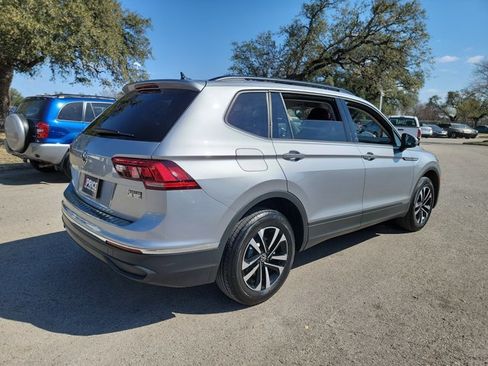Used 2022 Volkswagen Tiguan S w/ Driver Assistance Package image 5